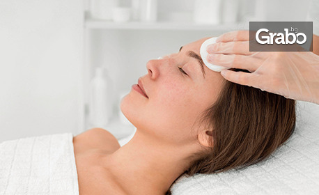 За сияйна кожа: Мануално почистване на лице, плюс RF лифтинг, от Клермонт