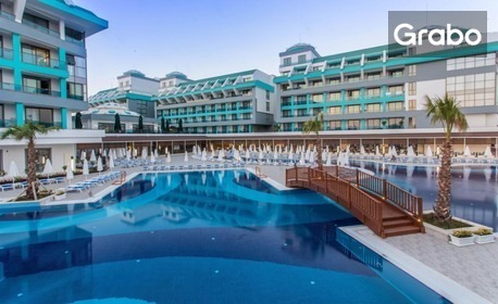 Last Minute луксозна почивка в Турция: 7 нощувки на база Ultra All Inclusive в Sensitive Premium Belek 5*, край Белек, плюс самолетен транспорт