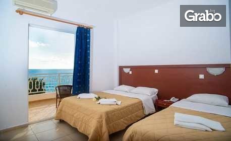 Майски празници в Гърция: 3 нощувки със закуски в хотел Poseidon Beach**** в Кастросикия, плюс транспорт и възможност за допълнителни екскурзии