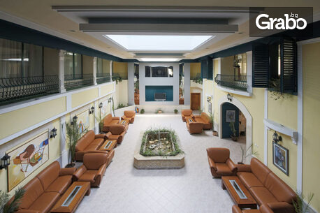 Цяло лято в Златни пясъци: Нощувка на база All Inclusive, плюс релакс зона и басейни