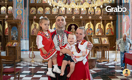 Запечатай момента: Фотозаснемане на кръщене, плюс мини фотосесия, с получаване на всички обработени сполучливи кадри без ограничение в бройката
