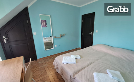 Изнесен офис на морето: Нощувка за до 10 човека в едноспален или двуспален апартамент - в Ахелой