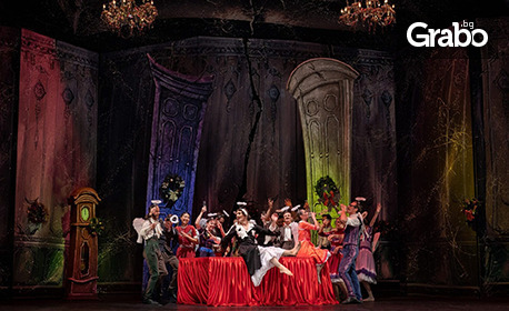 Танцовите спектакли "Дългата коледна вечеря" и "Жени в Ре минор" на Раду Поклитару на 5 Декември, в Дом на културата "Борис Христов" - Пловдив