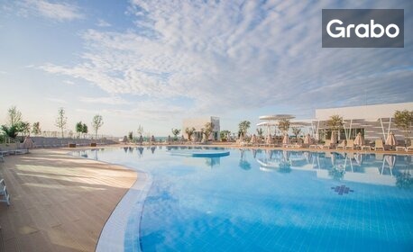 Морски релакс до края на Септември: Нощувка на база All Inclusive в студио или апартамент - в с. Топола