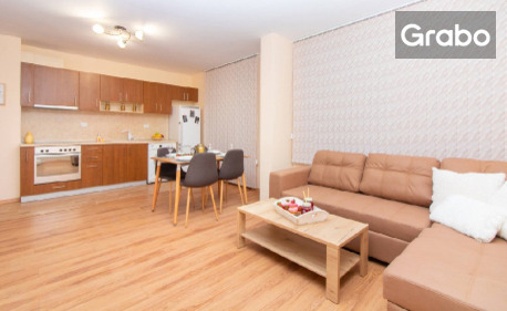 Апартамент за четирима в центъра на Пловдив: Нощувка в Domus Apartment Grand 2, плюс паркинг