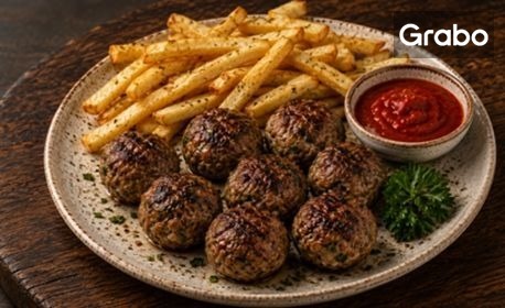 Вкусно хапване за всеки вкус: Голям гирос, цариградски кюфтенца или комбо 2+1 с дърпано телешко