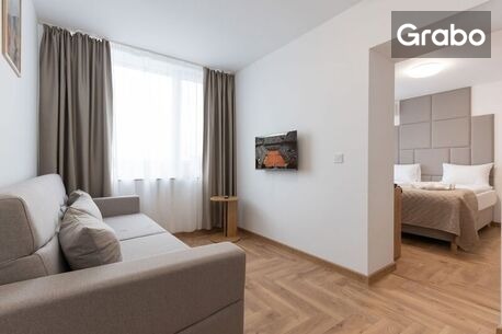 Лято във Велико Търново: Нощувка за двама в новия Smart Stay, плюс паркинг