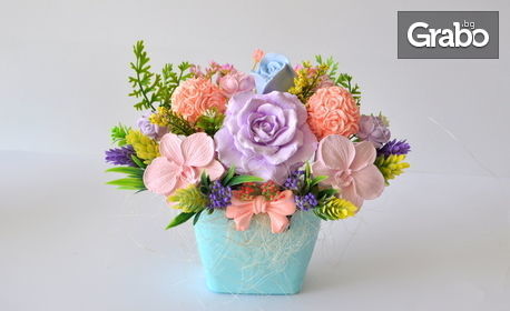Декоративна кошничка с ароматизирани гипсови цветя