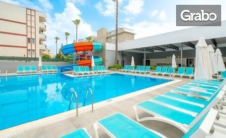 Почивка в Алания, Турция през Май и Юни: 7 нощувки на база Ultra All Inclusive в Sun Heaven Queen****, плюс самолетен транспорт