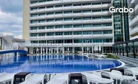 Лятна екскурзия до Слънчев бряг: 5 нощувки на база All Inclusive в Хотел Нирвана, плюс транспорт