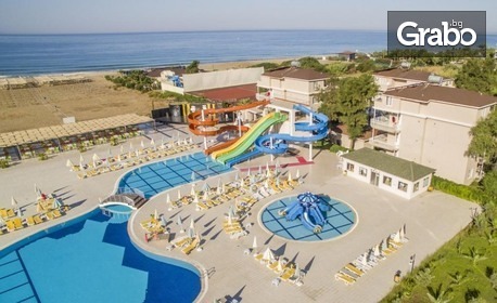 Луксозна почивка в Алания! 7 нощувки на база Ultra All Inclusive в Хотел Hedef Beach Resort & Spa 5* в Конаклъ