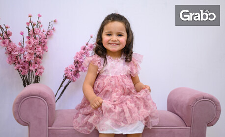 Фотосесия за 8 Март - с 2 кадъра и 2 картички, или 3 кадъра