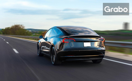 Тристепенно полиране на лек автомобил