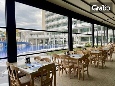 Ранна лятна почивка в Слънчев бряг: Нощувка на база All Inclusive Premium, плюс чадър и шезлонг на плажа, водна пързалка и паркинг