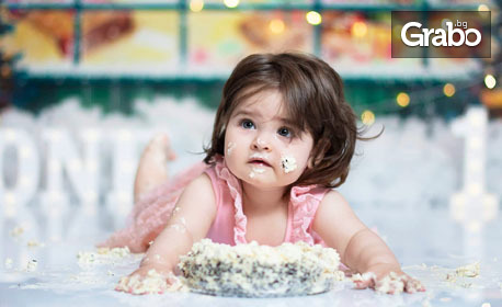 Коледна фотосесия - за семейство, бременна дама, "Cake smash and splash" или за новородено