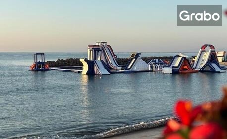 До края на Октомври в Несебър, на крачка от плаж Олимпийски надежди: Нощувка в самостоятелен апартамент за трима