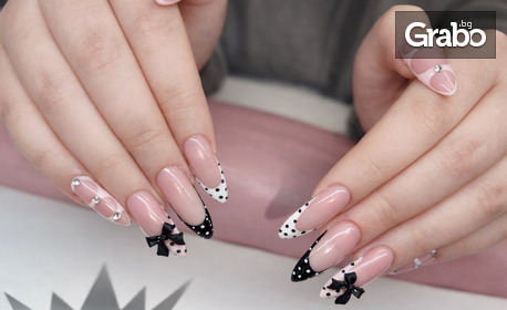 Маникюр с гел лак и изравняваща база, плюс 2 декорации
