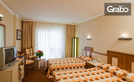 През Юли в турския курорт Алания: 7 нощувки на база All Inclusive в Stella Beach Hotel*****, плюс самолетен транспорт
