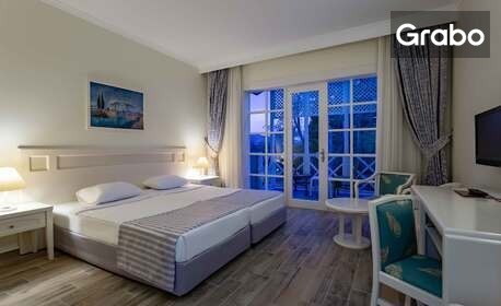 Луксозна почивка в Сиде през Октомври: 7 нощувки на база Ultra All Inclusive в Asteria Family Resort Side*****, плюс транспорт
