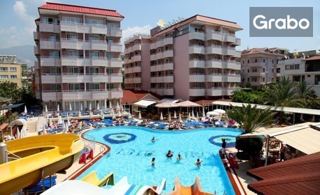 Луксозна Нова година в Алания: 5 нощувки на база All Inclusive с новогодишна вечеря в хотел Aska Just In Beach*****, плюс самолетен транспорт
