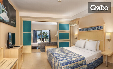 Last Minute ранни записвания за лято в Кушадасъ: 7 нощувки на база All Inclusivе в Хотел Ephesia Holiday Beach Club****, плюс басейн