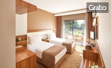 Last Minute за ранни записвания в Кушадасъ: 7 нощувки на база All Inclusive в Хотел Richmond Ephesus Resort*****, плюс басейн