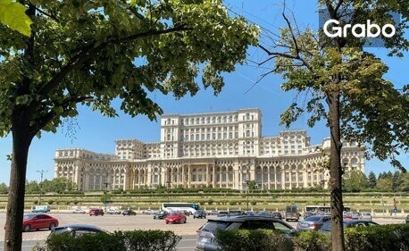 Уикенд екскурзия до Букурещ: Нощувка със закуска, плюс транспорт и възможност за коледните базари и SPA Therme