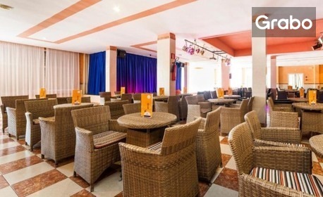 Last Minute почивка на Палма де Майорка: 7 нощувки на база All Inclusive в Хотел Globales Samoa 3*, плюс самолетен транспорт