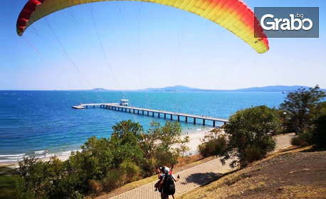 Панорамен полет с парапланер: над Морската градина в Бургас, Каварна, Ахтопол или Иракли