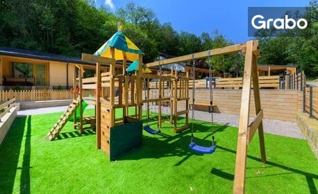 Отдих за двама, трима или четирима край Велико Търново: Нощувка в помещение по избор