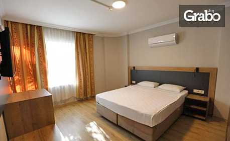 През Август в турския курорт Алания: 7 нощувки на база All Inclusive в Club Wasa Holiday Village Hotel****, плюс самолетен транспорт