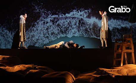 "Невидимо дете" - мултижанров спектакъл със специалното участие на Владимир Михайлов и група P.I.F на 2 Декември, в Доходно здание