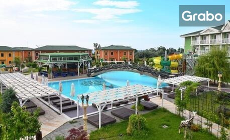 Юни в Кранево: Нощувка на база All Inclusive, плюс рефлекторен масаж, чадър и шезлонг на плажа и релакс зона