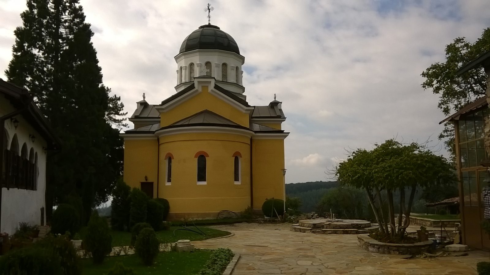 Резултат с изображение за кремиковски манастир