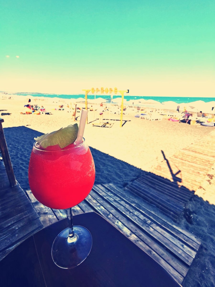 Beach Bar Caribe Burgas | Опознай.bg